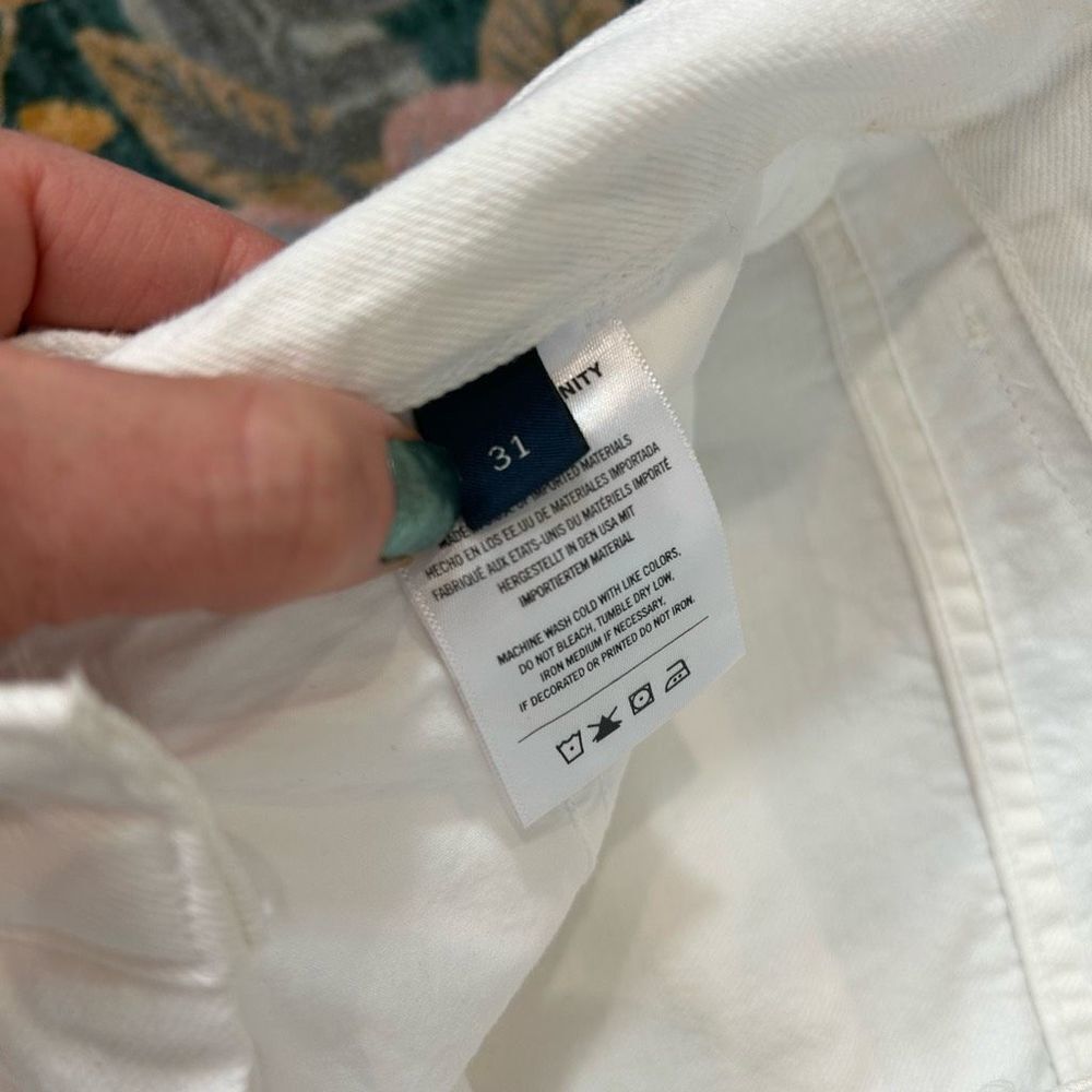 Citizens of Humanity White High-Waist Jean Shorts - Picture 9 of 16